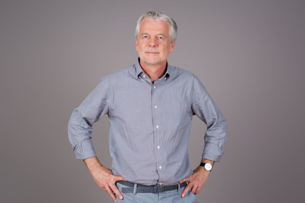 Ein Portrait von Roland Scherabon